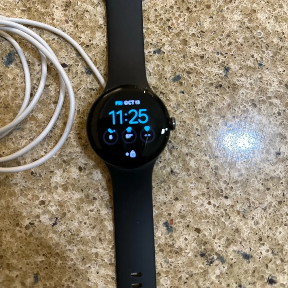 Google Pixel Watch 41mm Matte Black Stainless Steel Case